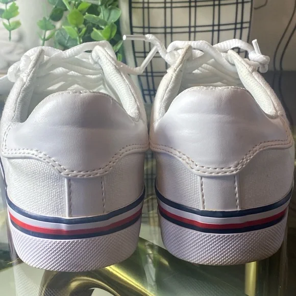 Tommy Hilfiger White Canvas Freudian Sneakers - Picture 4 of 12